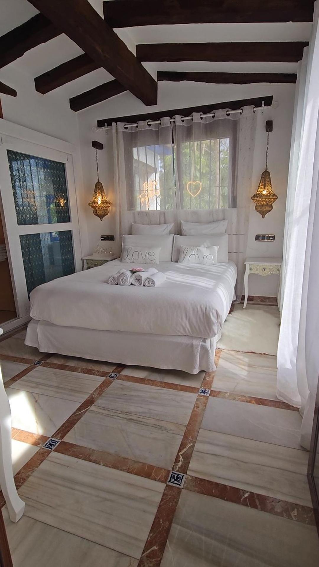 Casa completa para parejas jacuzzi piscina y wifi cerca al Caminito del Rey Málaga España Álora Exterior foto